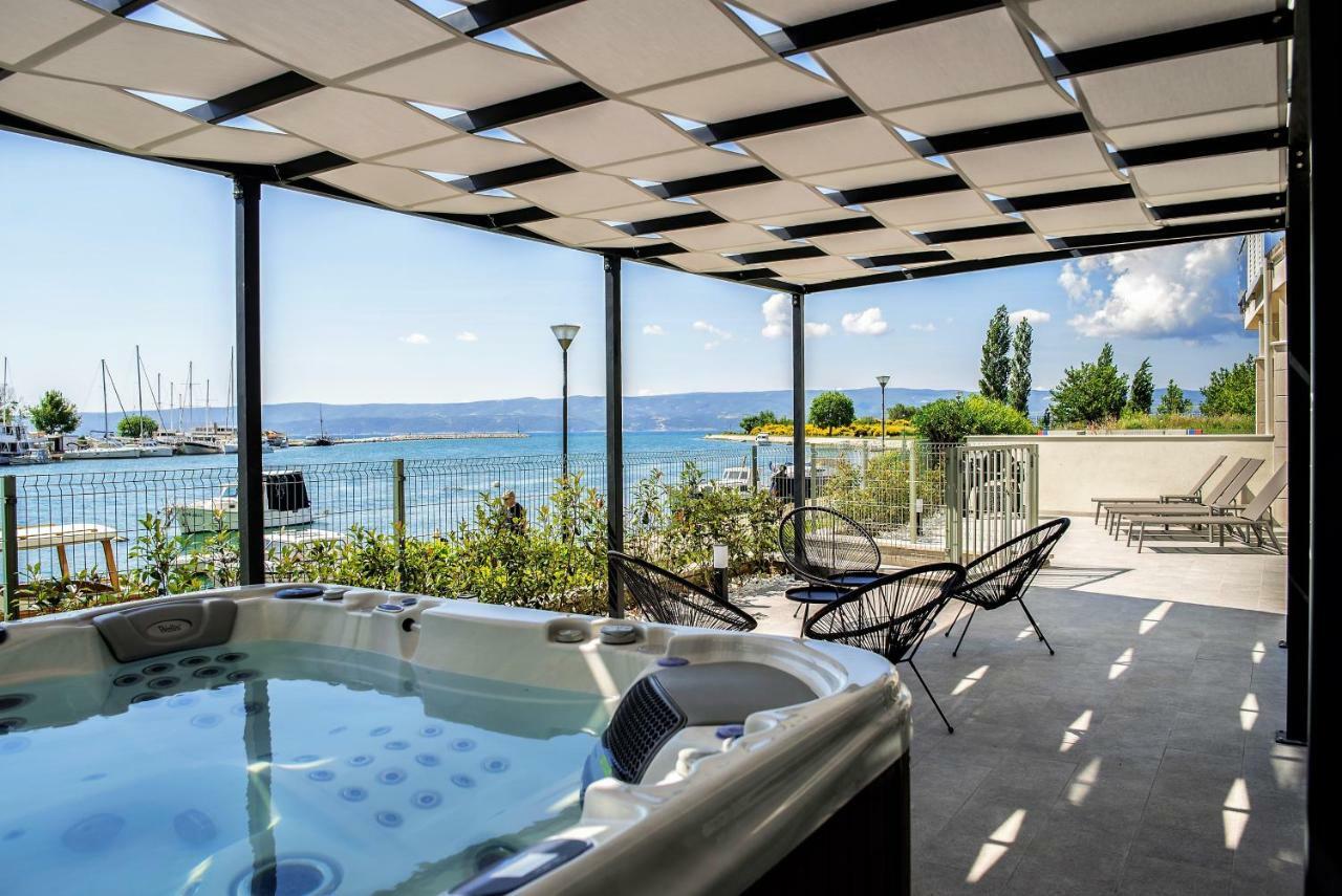 Luxury Apartment With Hot Tub Omiš Εξωτερικό φωτογραφία