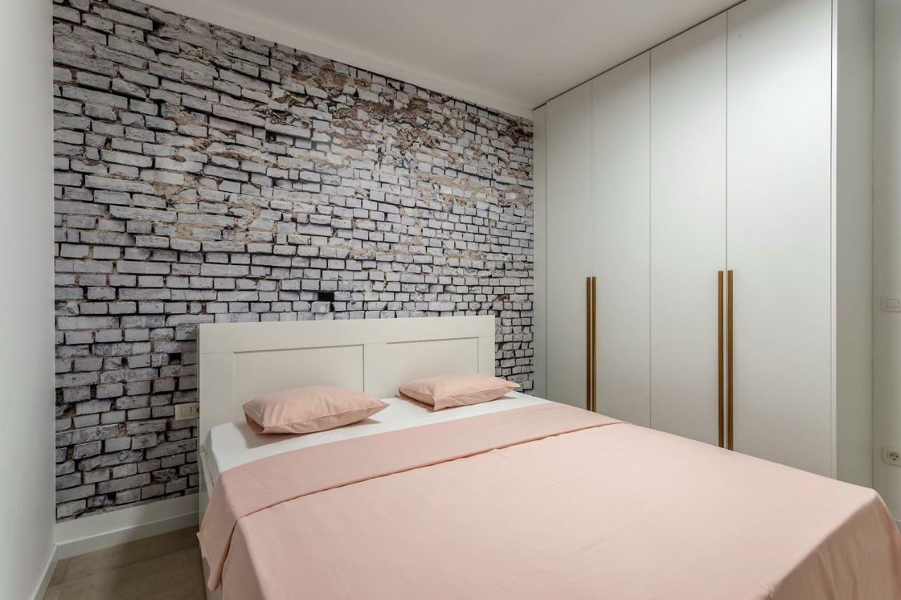 Luxury Apartment With Hot Tub Omiš Εξωτερικό φωτογραφία